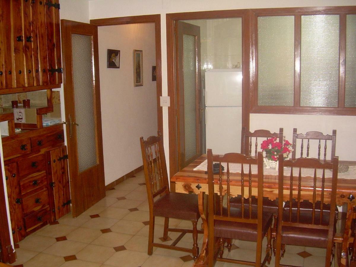 Casa Rosalia Bronchales Exterior foto