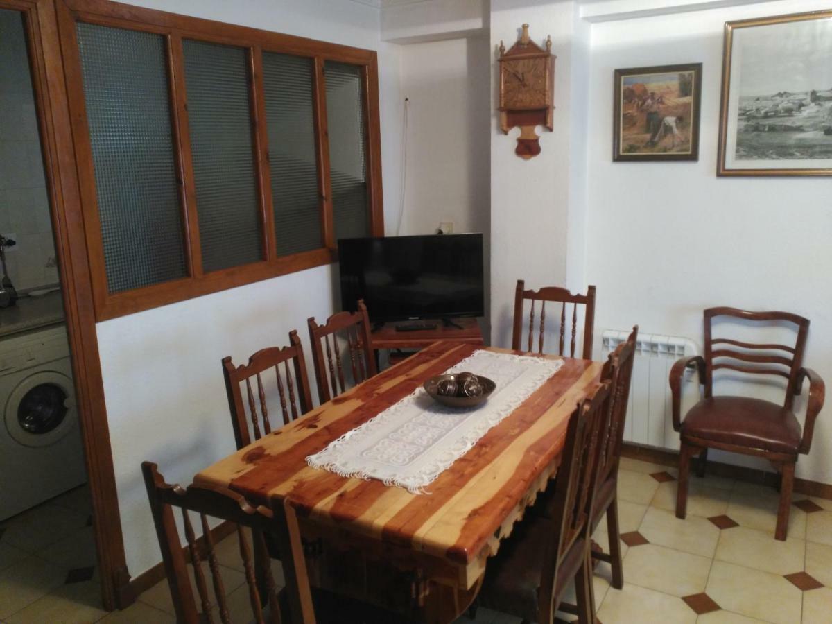 Casa Rosalia Bronchales Exterior foto